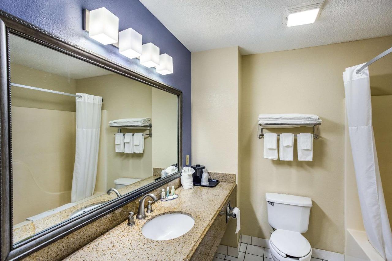 Quality Inn Charleston Eksteriør billede